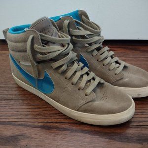 Nike Hi Top Trainers Sz 11